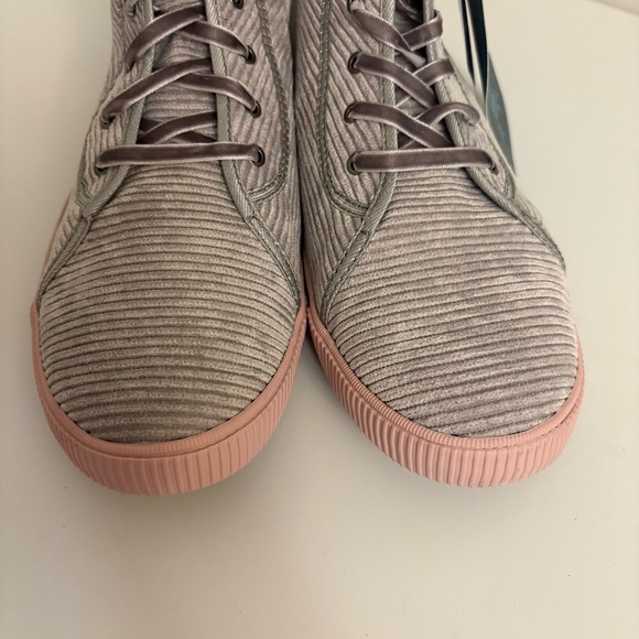 Toms Camarillo Corduroy Shoes Women’s Size 10 Gray High Top Ortholite Sneakers - Picture 4 of 13